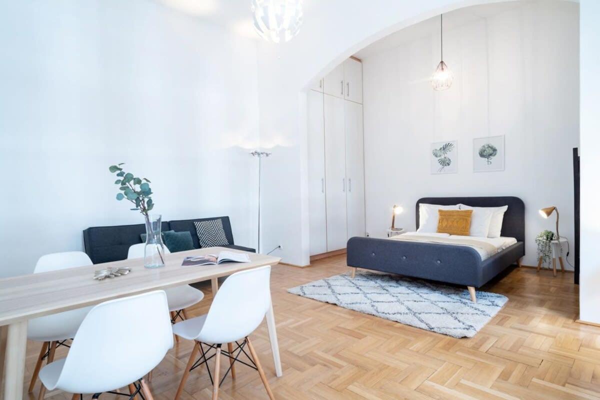 Lovely Downtown Apartment Close To The Basilica Budapeszt Zewnętrze zdjęcie